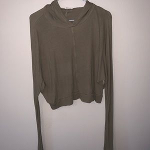 long sleeve cropped hoodie